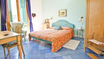Casa Fornaciari Bed & Breakfast Viareggio Exterior photo