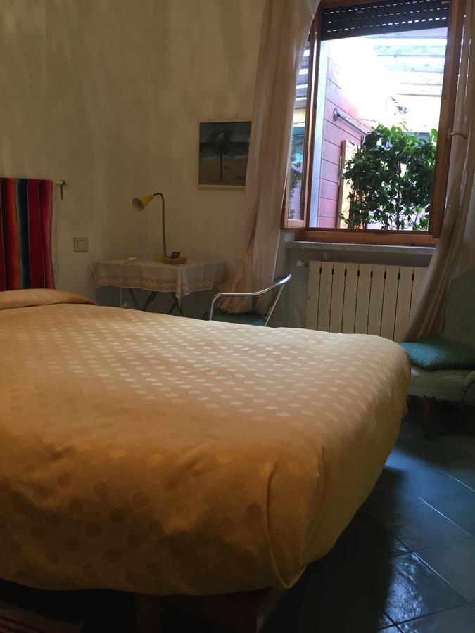 Casa Fornaciari Bed & Breakfast Viareggio Exterior photo